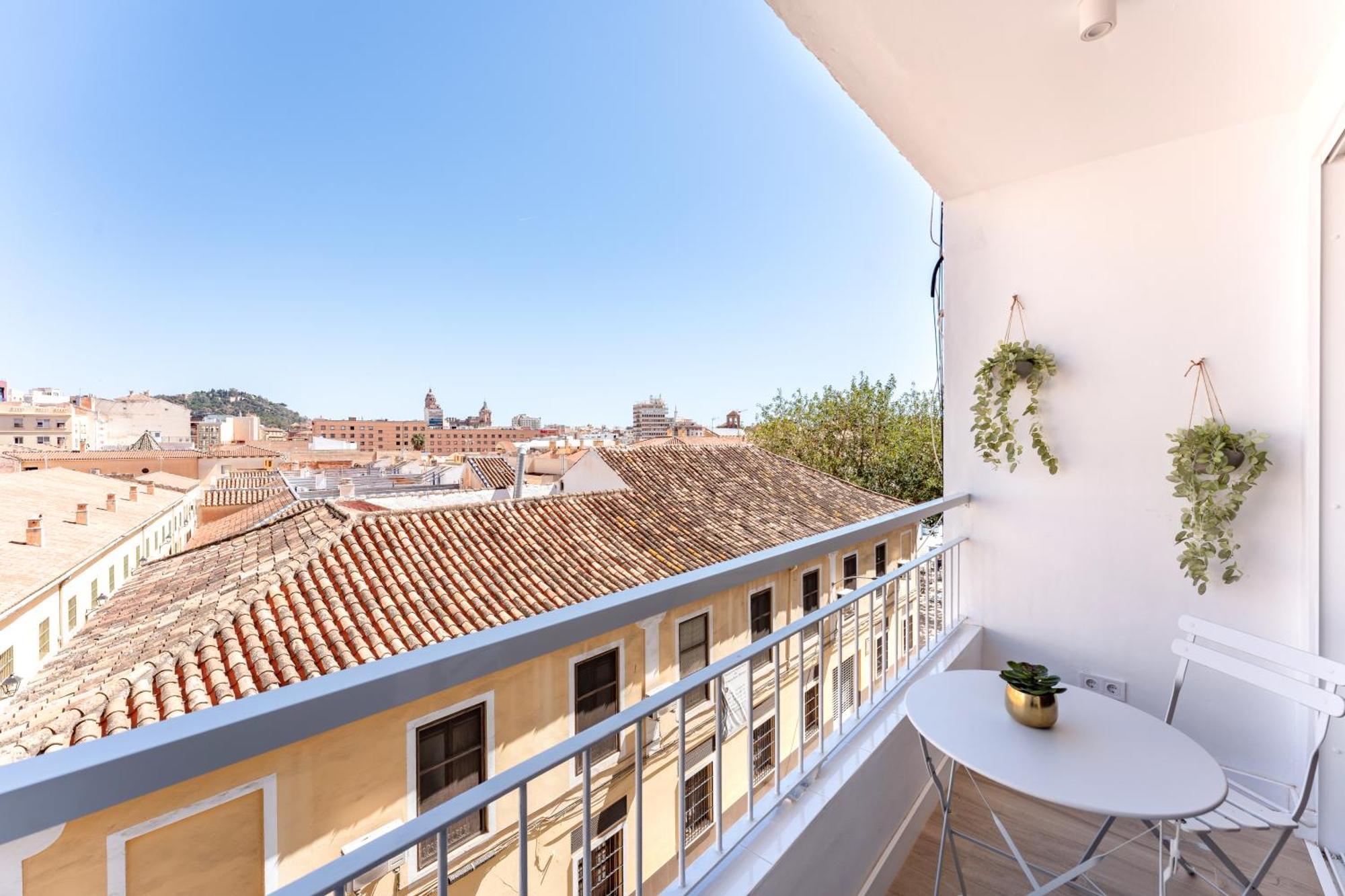 Bazan City Center Apartment Malaga Exterior photo
